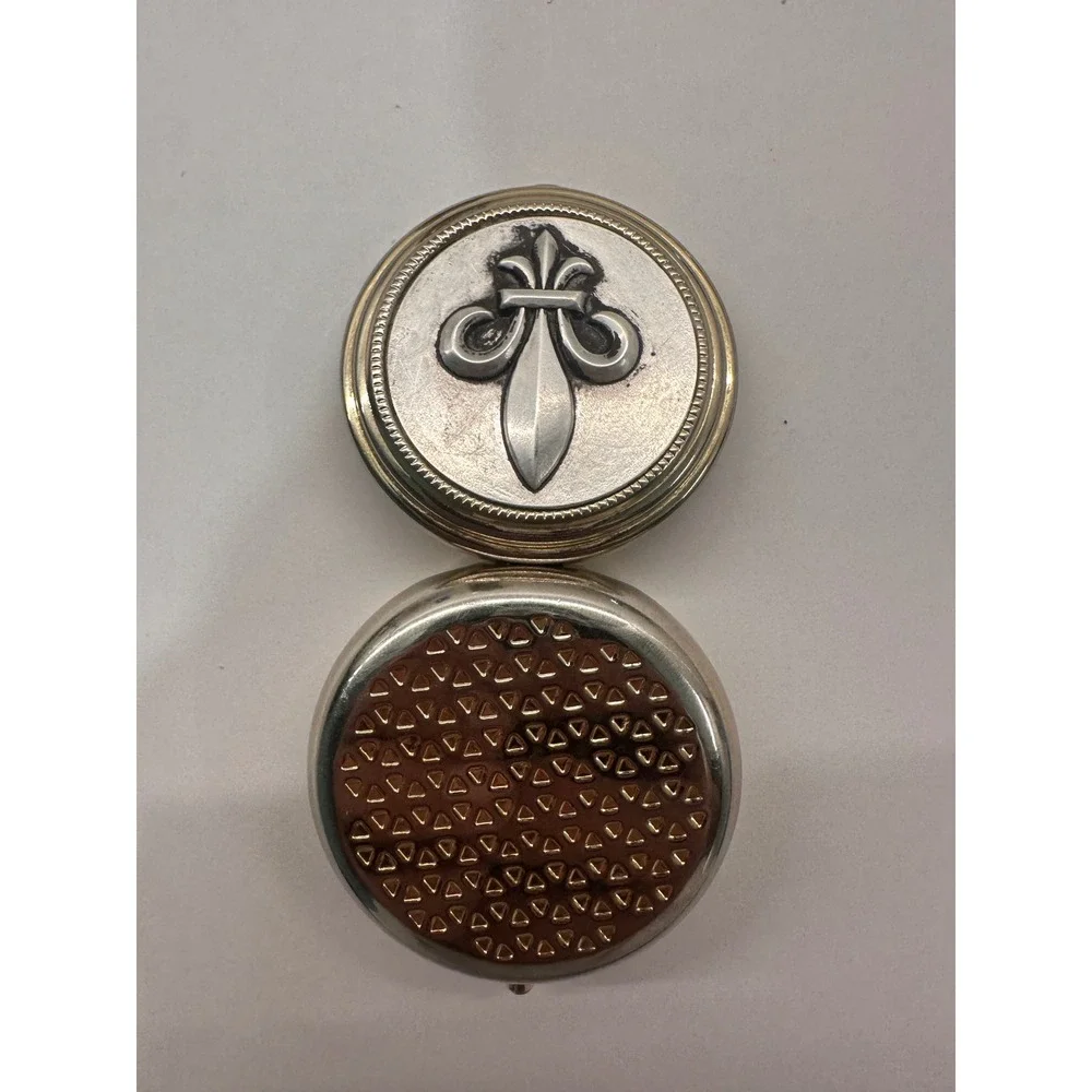 Vintage Fleur-de-Lis Brass & Silver-Tone Pill Box Ornate Metal Snuff/Trinket‎ 2